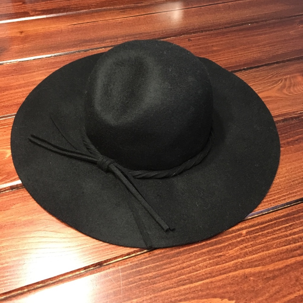 Wool hat
